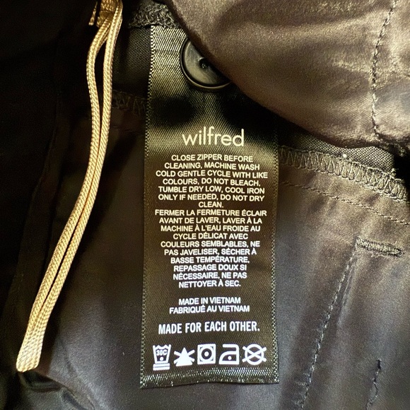 Aritzia Wilfred Black High-Waisted Pleated Cuffed Trousers - Picture 3 of 8